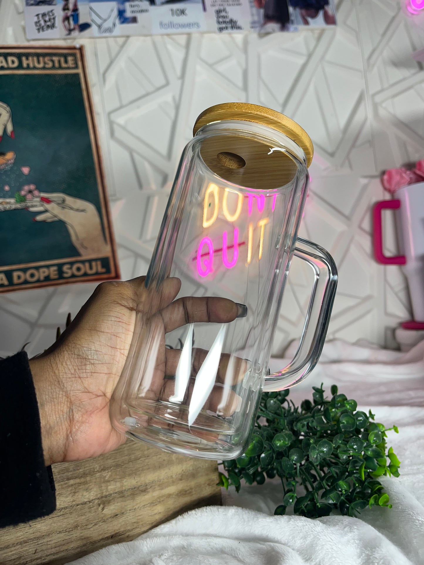 20oz Snowglobe with handle (Glass)