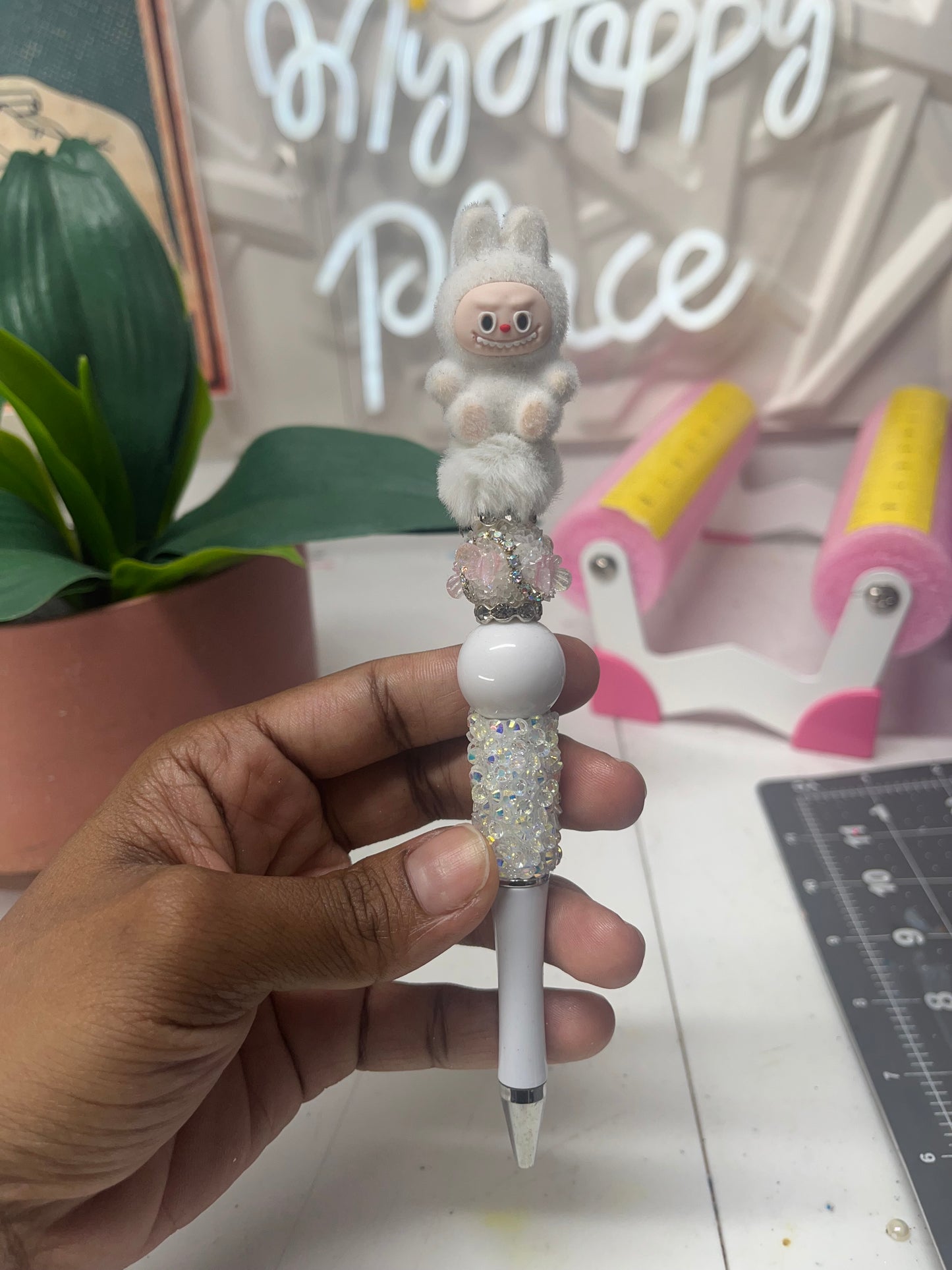 White LaBubu Pen