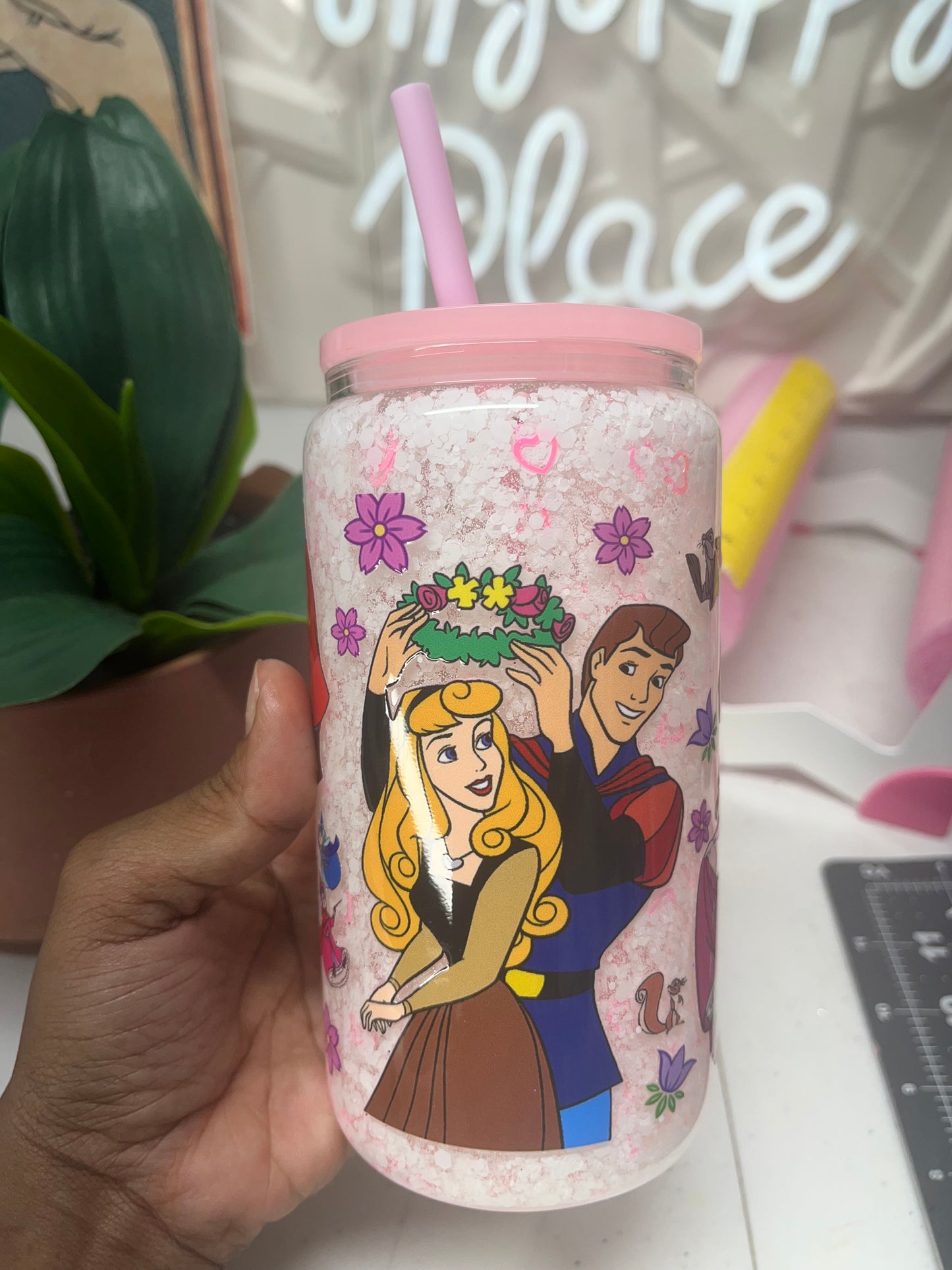 16oz Glass Snowglobe