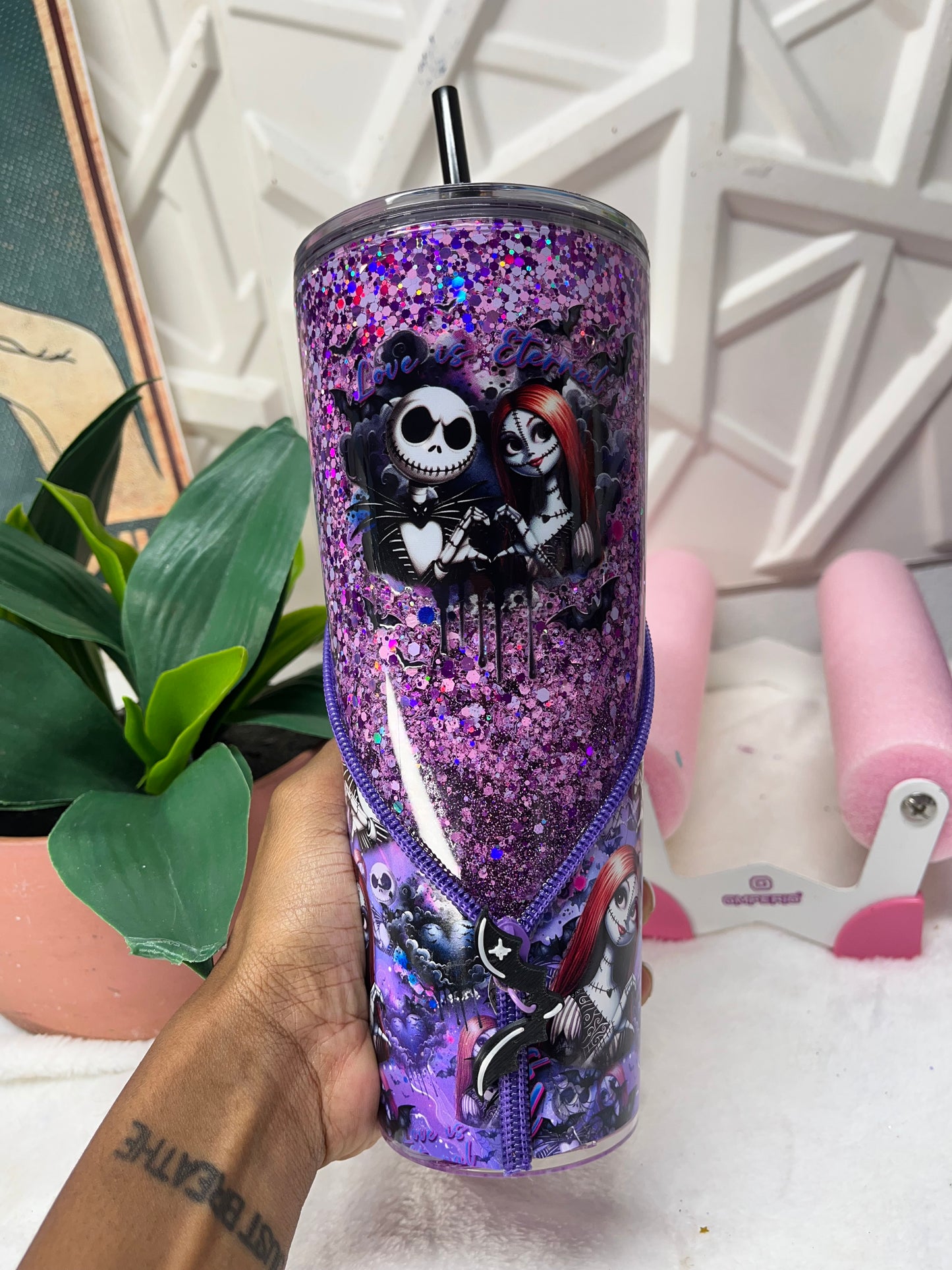 Jack & Sally 24oz Zipper/Lava