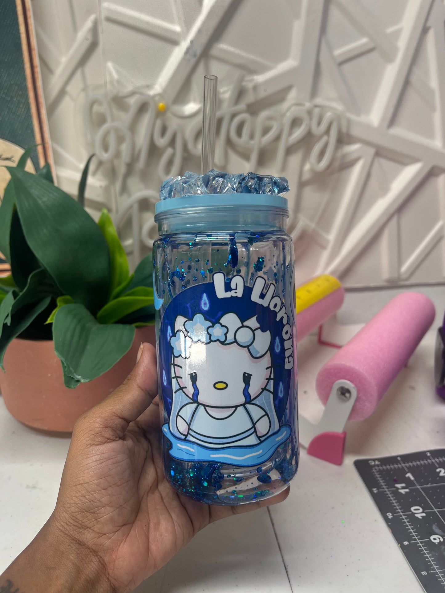 16oz Plastic Snowglobe